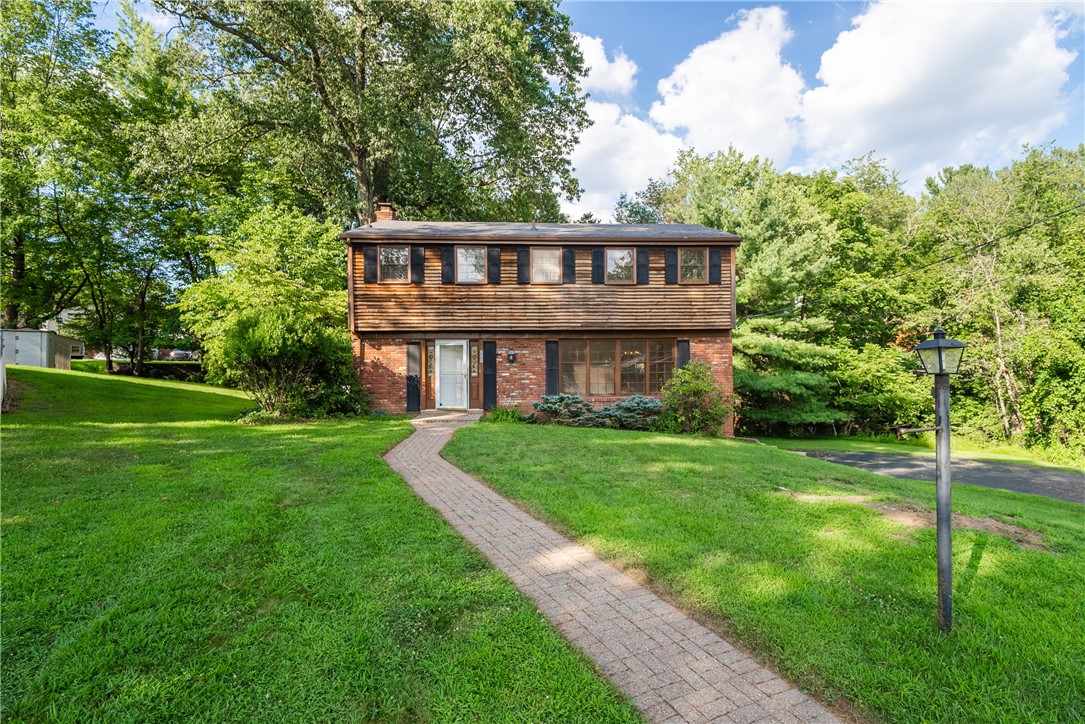 2907 Autumnwood Dr