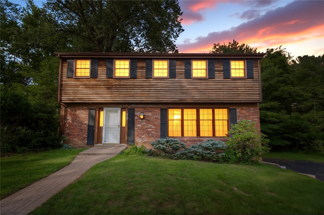 2907 Autumnwood Dr
