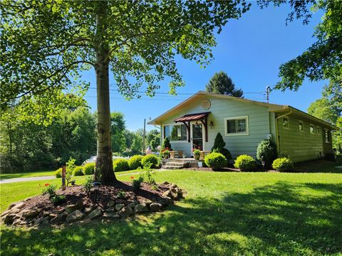 247 Kutenai Trail Jackson Twp - MER PA 16137