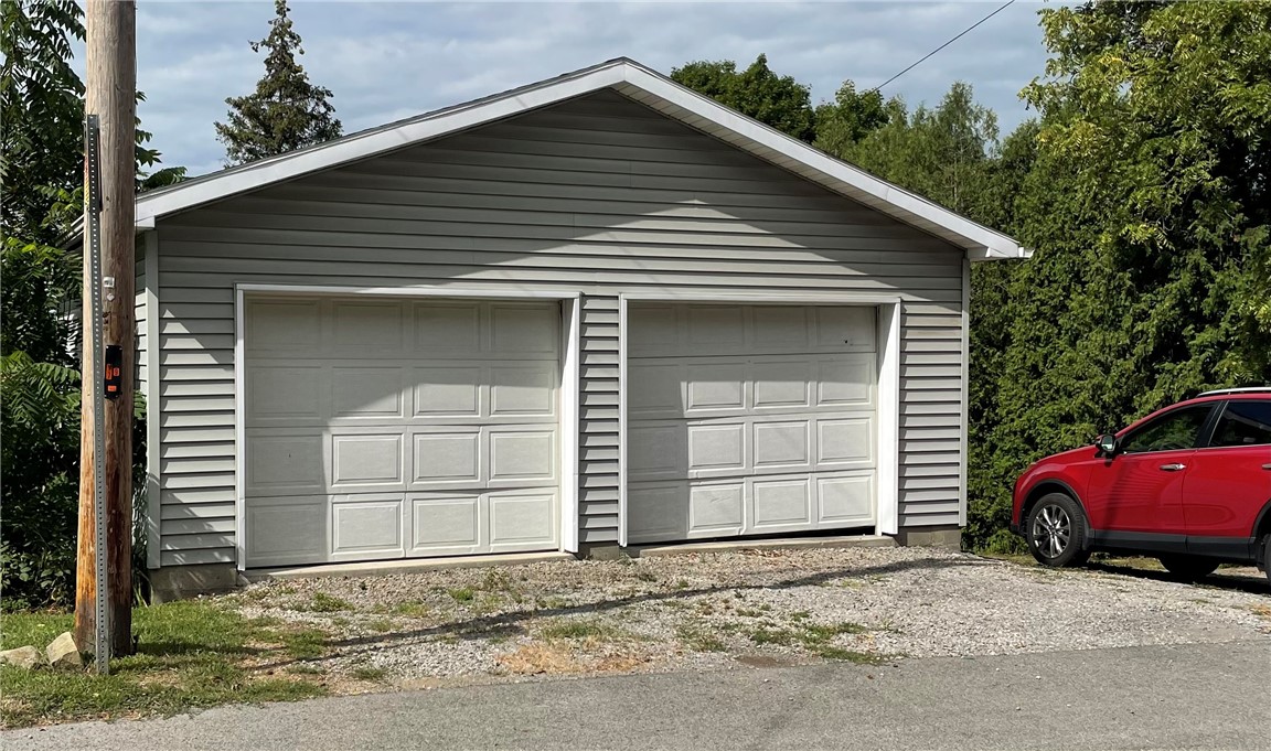 Slippery Rock Boro, Pennsylvania 16057, United States, ,Residential,Active,201132