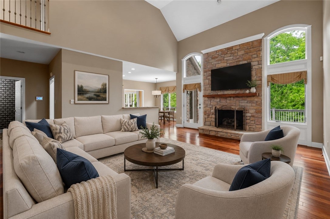 531 Laurel Oak Dr