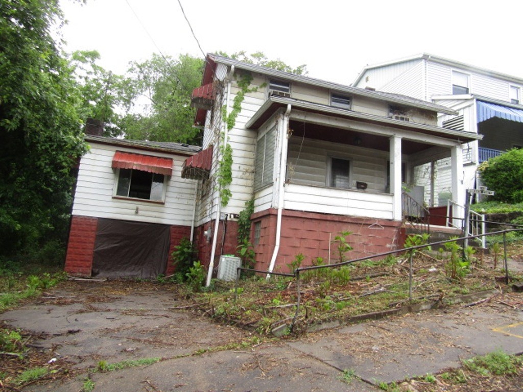 445 4th St St, Freedom, Pennsylvania image 2