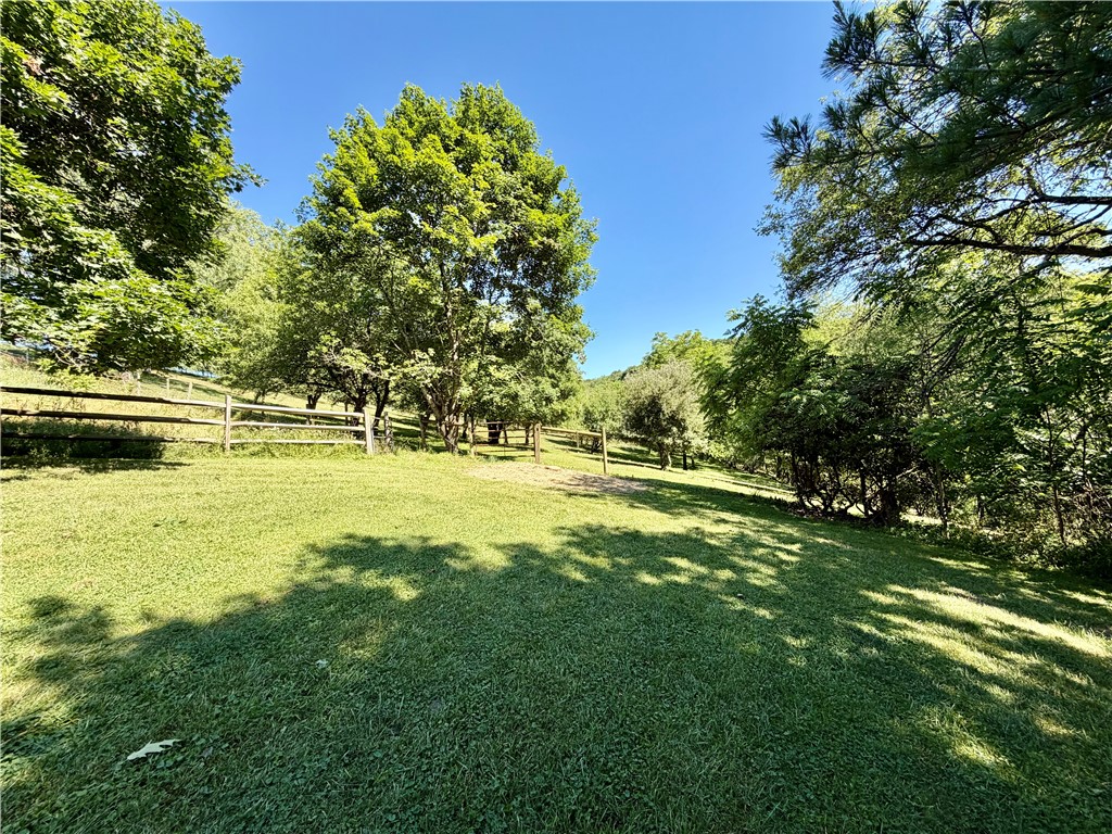 429 Dutch Hollow Rd