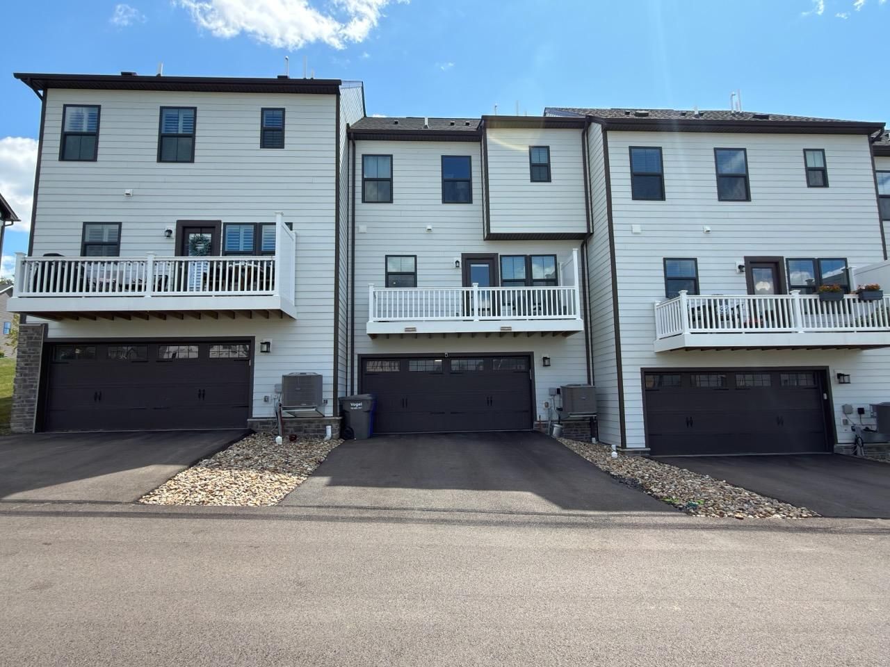 515 Blackrock Blvd