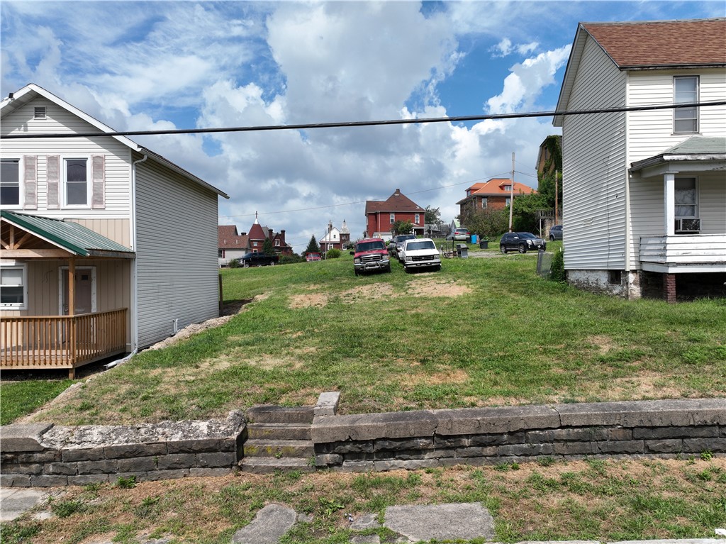 243 E Fairview Ave