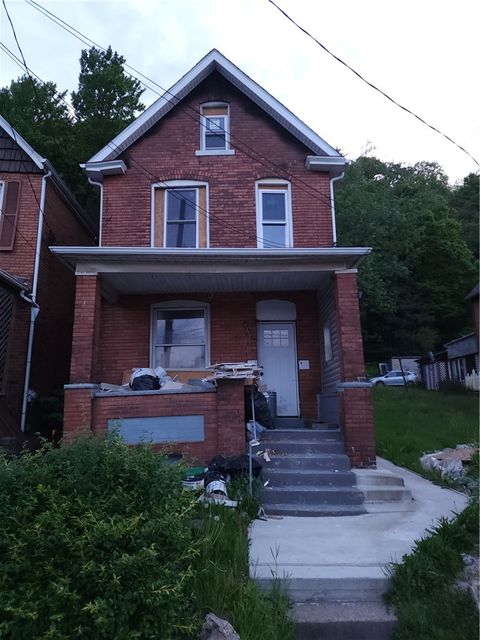 Photo of 229 Freeport Rd, Creighton, PA 15030 (MLS # 1752121)
