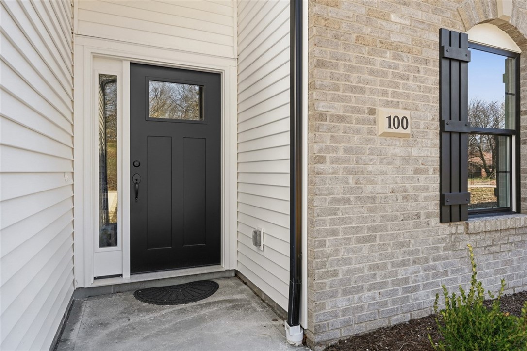 100-102 Huselton Drive