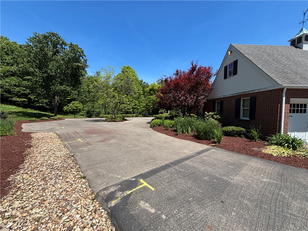120 Mont Rd