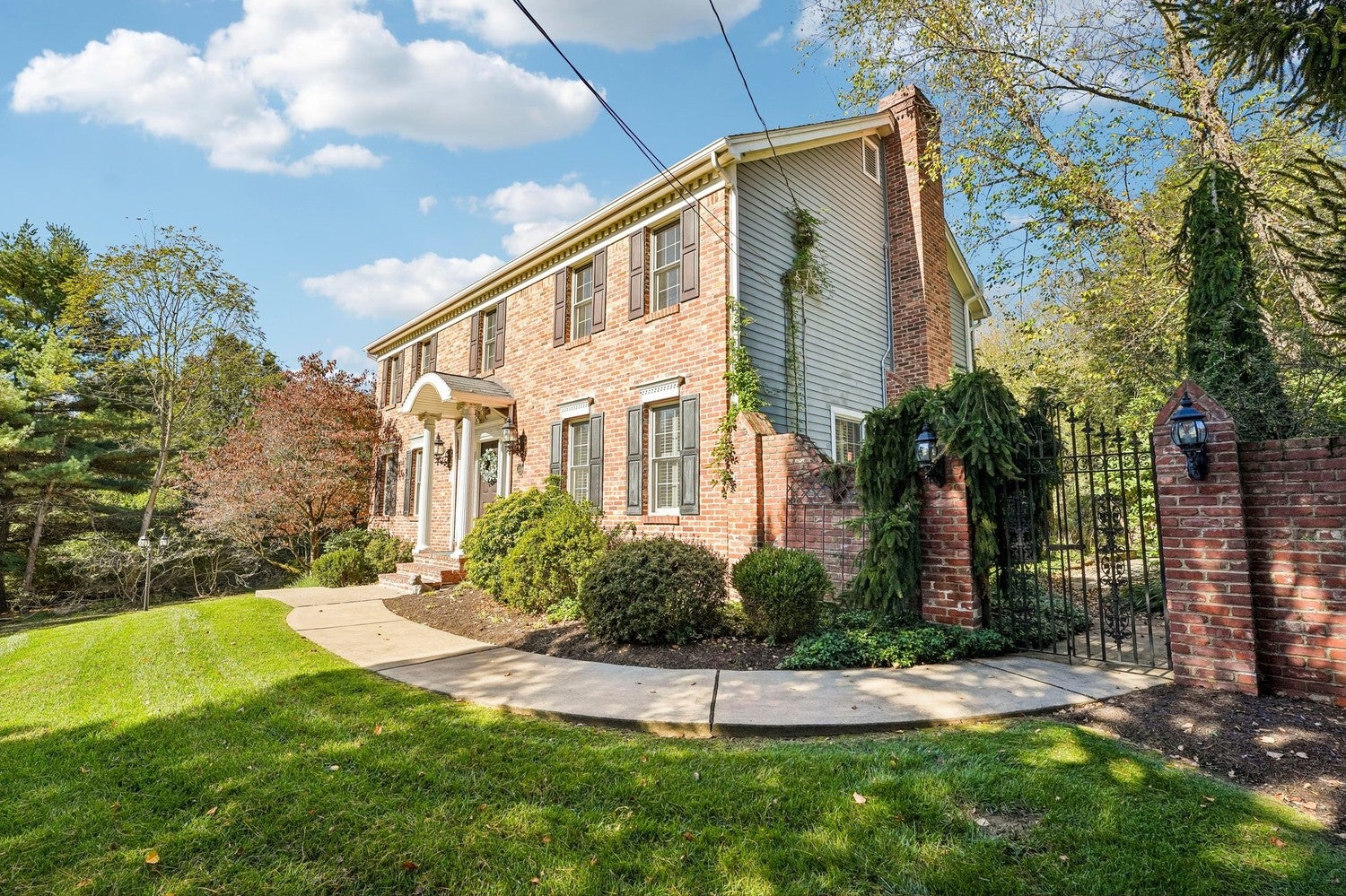 2779 Clearview Road