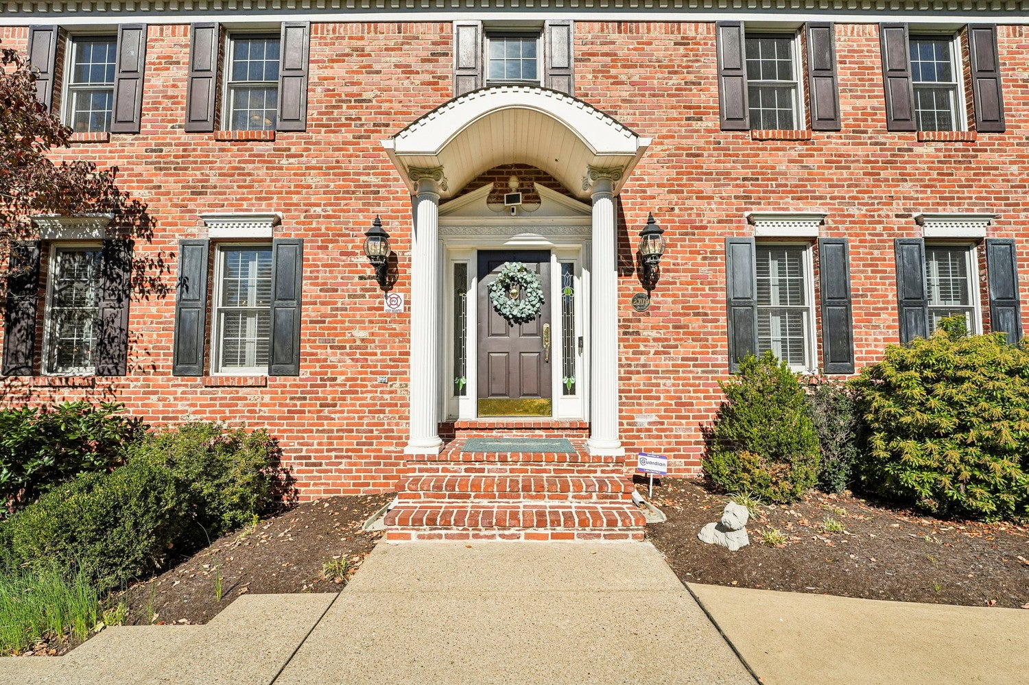 2779 Clearview Road