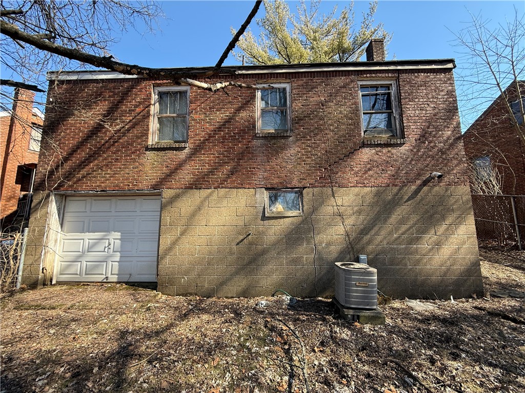 2725 Glenny Ln Ln, West Mifflin, Pennsylvania image 25