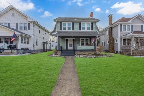 Photo of 1123 4th St, Beaver, PA 15009 (MLS # 1741102)