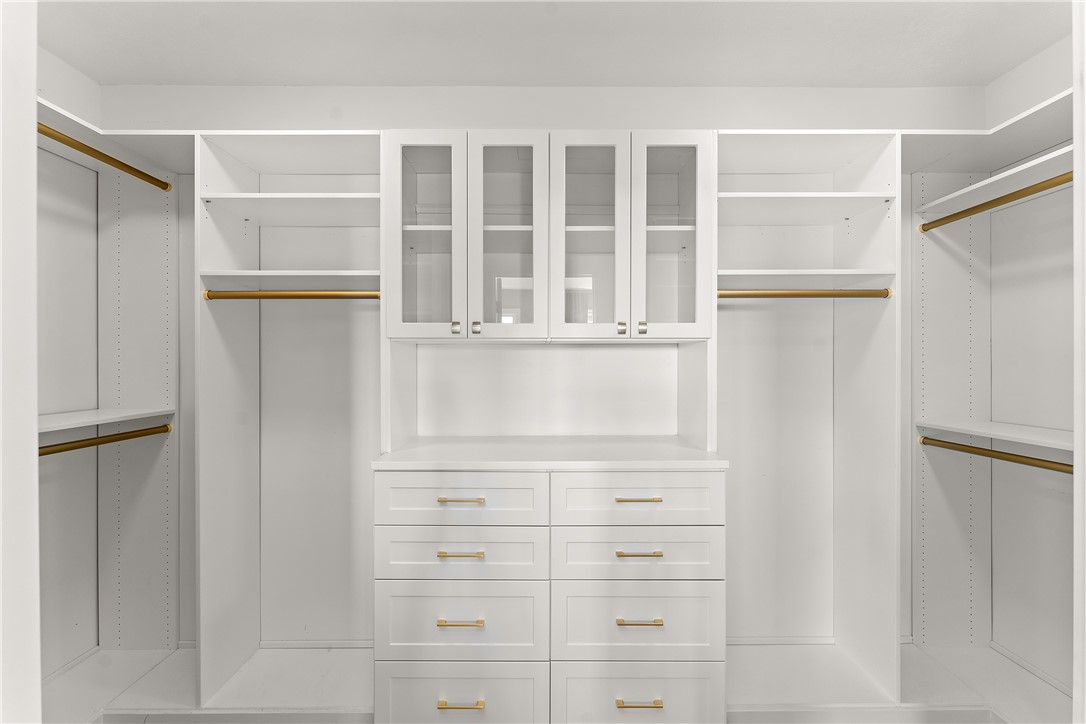 Marshall, Pennsylvania 16046, United States, 5 Bedrooms Bedrooms, ,4 BathroomsBathrooms,Residential,Contingent,82143