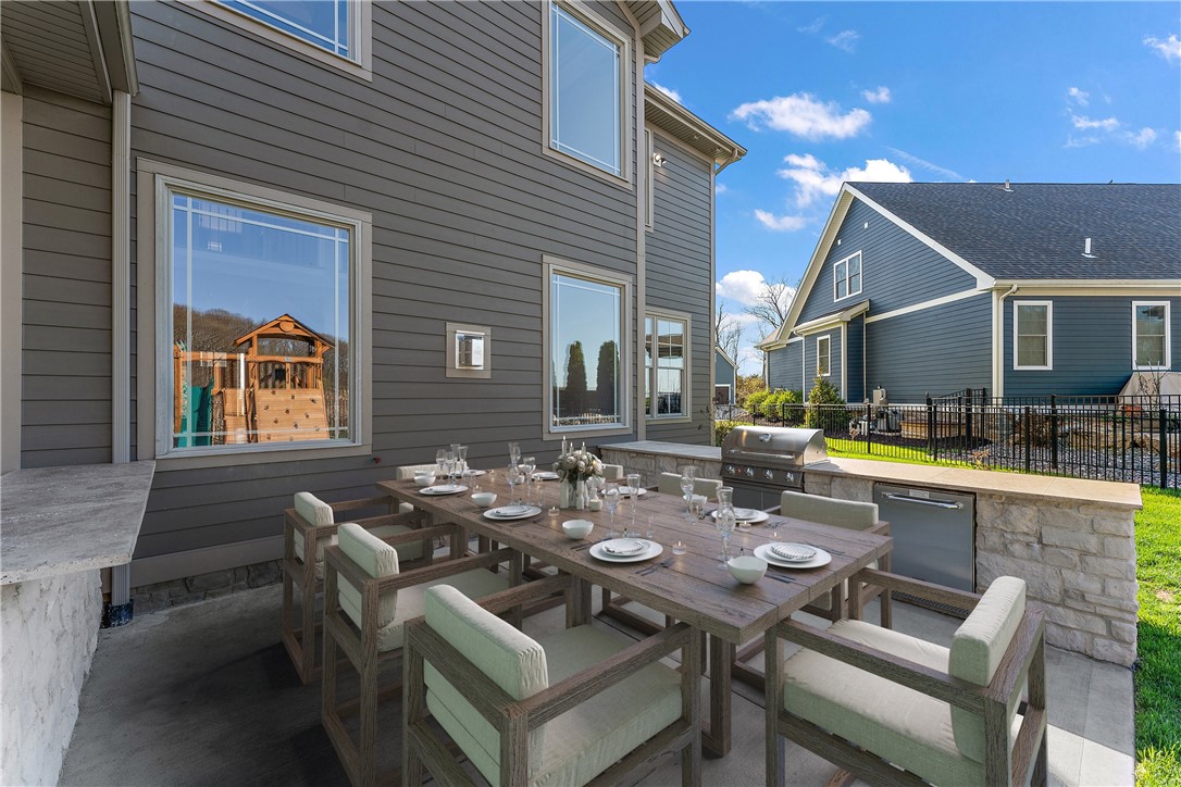 Marshall, Pennsylvania 16046, United States, 5 Bedrooms Bedrooms, ,4 BathroomsBathrooms,Residential,Contingent,82143