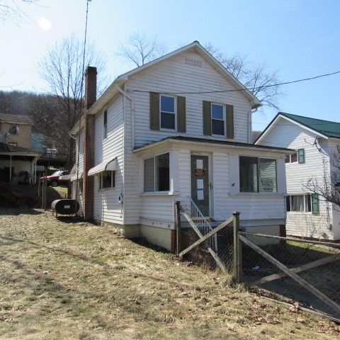 418 Main Street Vintondale PA 15961