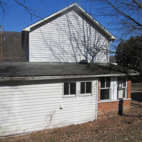 418 Main Street
