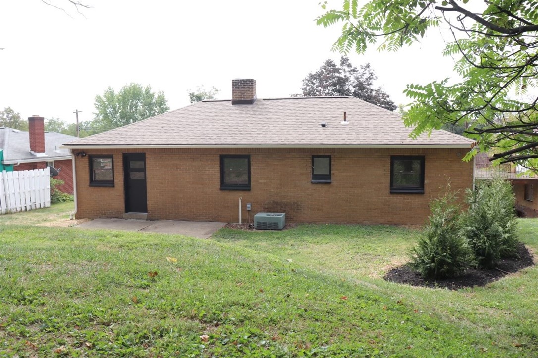 3901 Fleetwood Dr Dr, West Mifflin, Pennsylvania image 26
