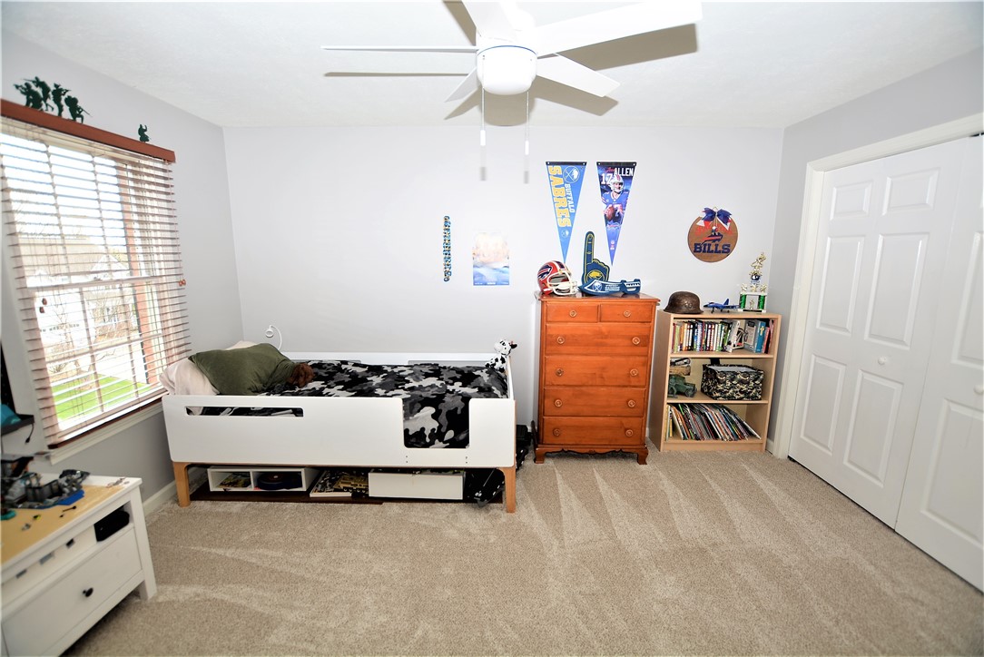 Cranberry Twp, Pennsylvania 16066, United States, 4 Bedrooms Bedrooms, ,3 BathroomsBathrooms,Residential,Contingent,108180