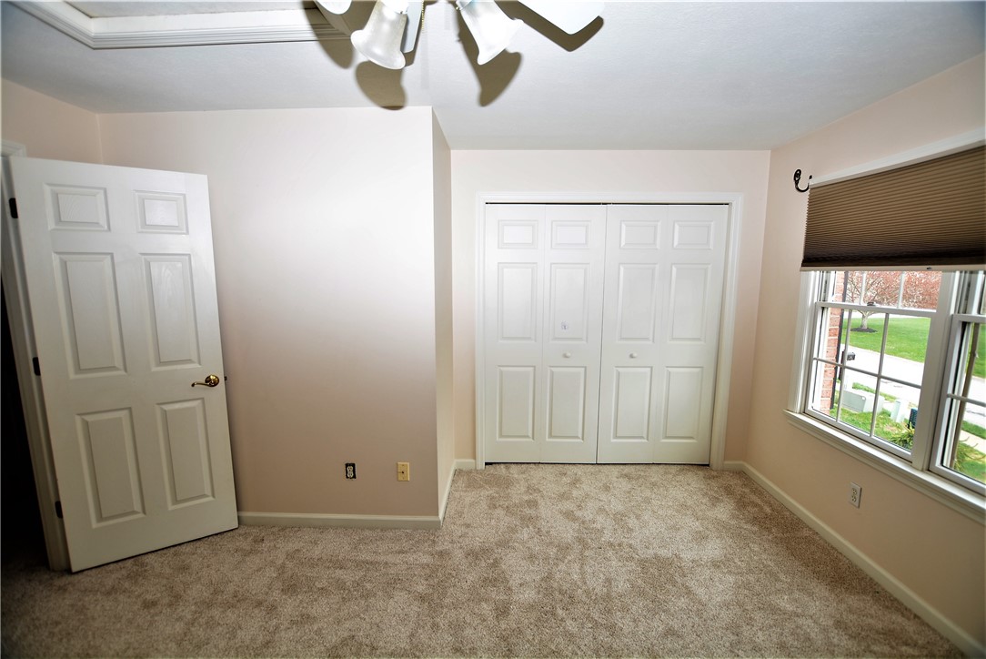 Cranberry Twp, Pennsylvania 16066, United States, 4 Bedrooms Bedrooms, ,3 BathroomsBathrooms,Residential,Contingent,108180