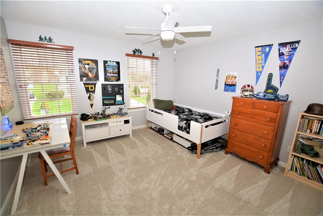 Cranberry Twp, Pennsylvania 16066, United States, 4 Bedrooms Bedrooms, ,3 BathroomsBathrooms,Residential,Contingent,108180