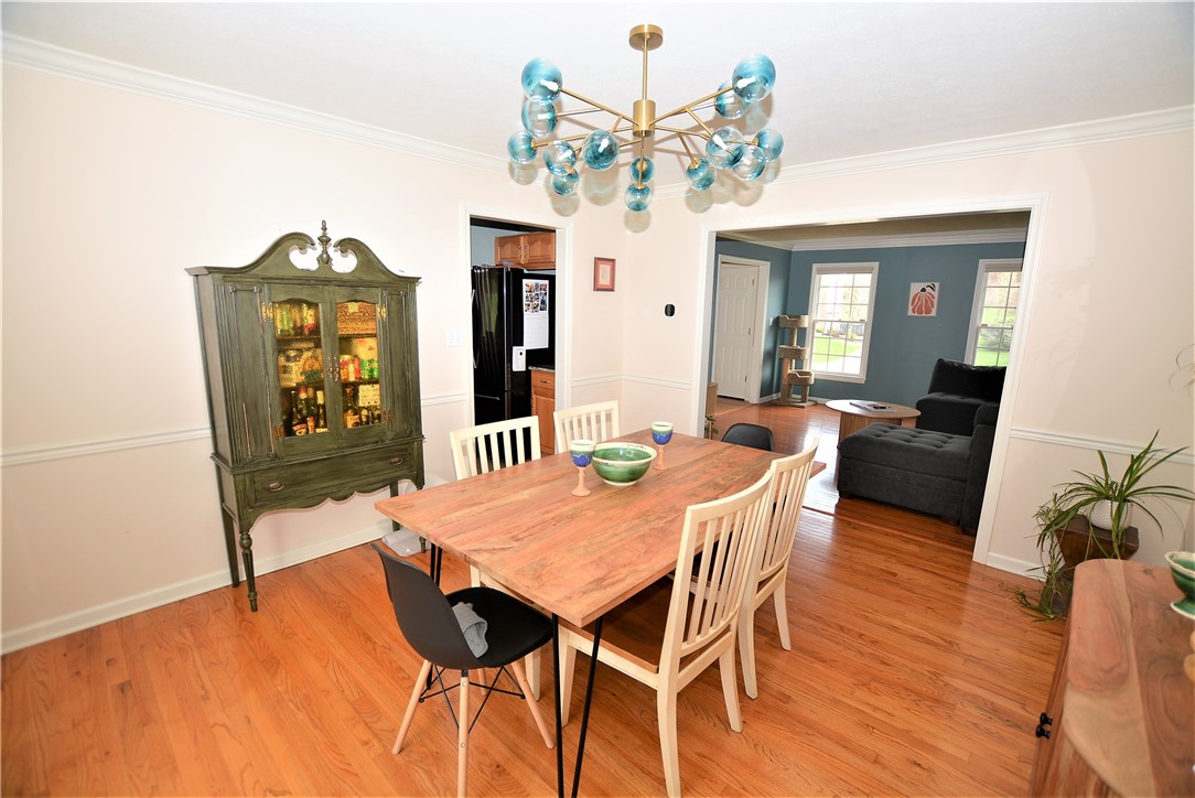 Cranberry Twp, Pennsylvania 16066, United States, 4 Bedrooms Bedrooms, ,3 BathroomsBathrooms,Residential,Contingent,108180