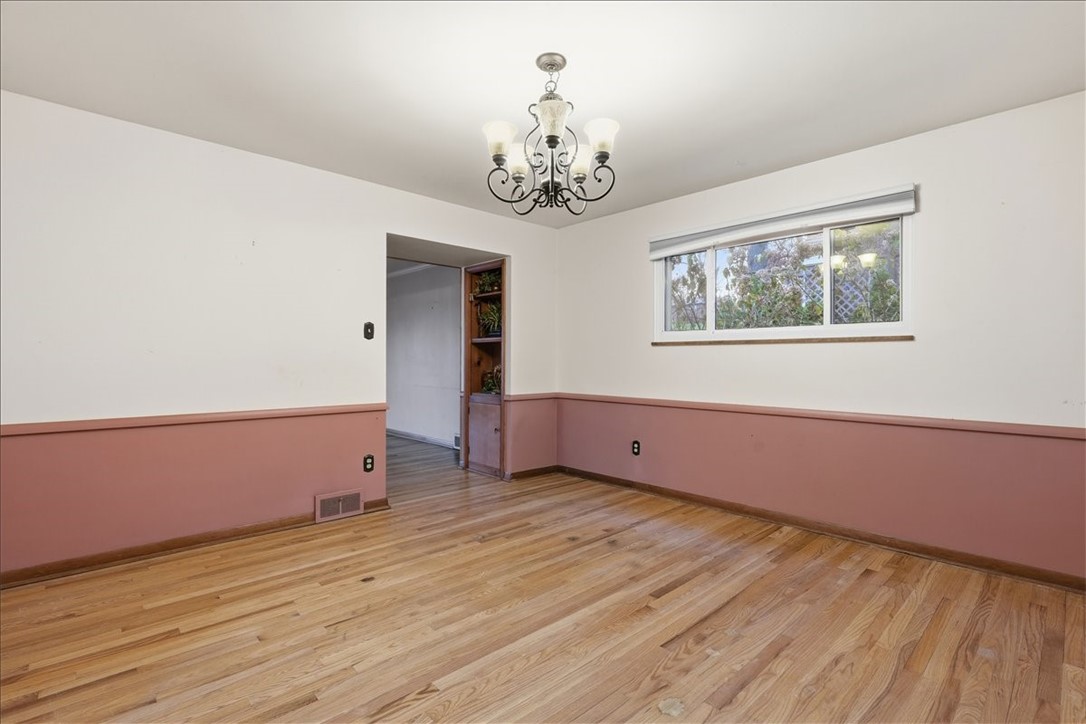 Upper St Clair, Pennsylvania 15241, United States, 3 Bedrooms Bedrooms, ,3 BathroomsBathrooms,Residential,Active,245005