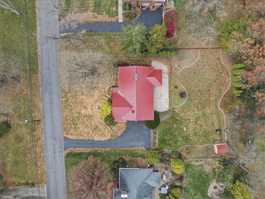 Upper St Clair, Pennsylvania 15241, United States, 3 Bedrooms Bedrooms, ,3 BathroomsBathrooms,Residential,Active,245005