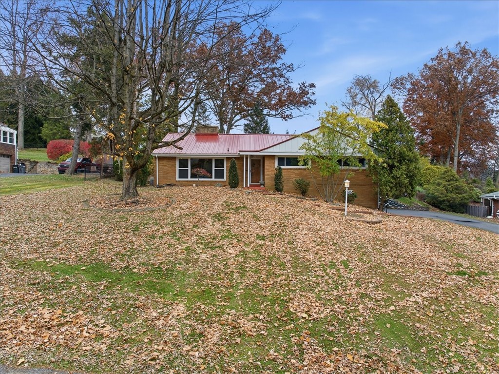 Upper St Clair, Pennsylvania 15241, United States, 3 Bedrooms Bedrooms, ,3 BathroomsBathrooms,Residential,Active,245005