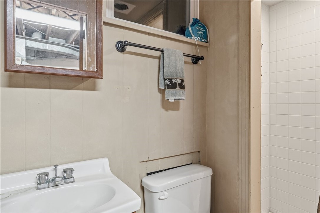 Upper St Clair, Pennsylvania 15241, United States, 3 Bedrooms Bedrooms, ,3 BathroomsBathrooms,Residential,Active,245005