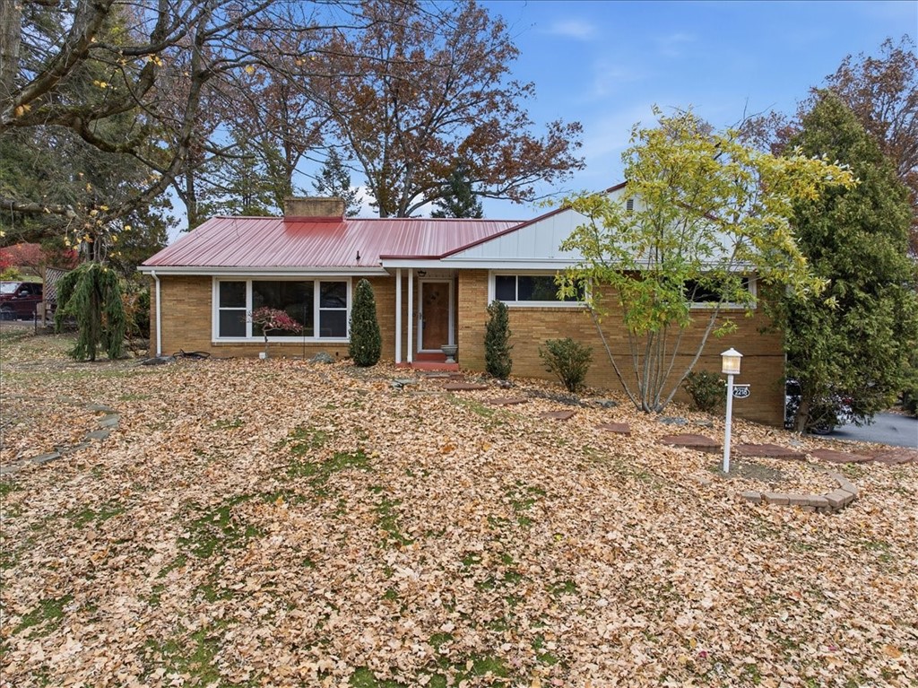 Upper St Clair, Pennsylvania 15241, United States, 3 Bedrooms Bedrooms, ,3 BathroomsBathrooms,Residential,Active,245005