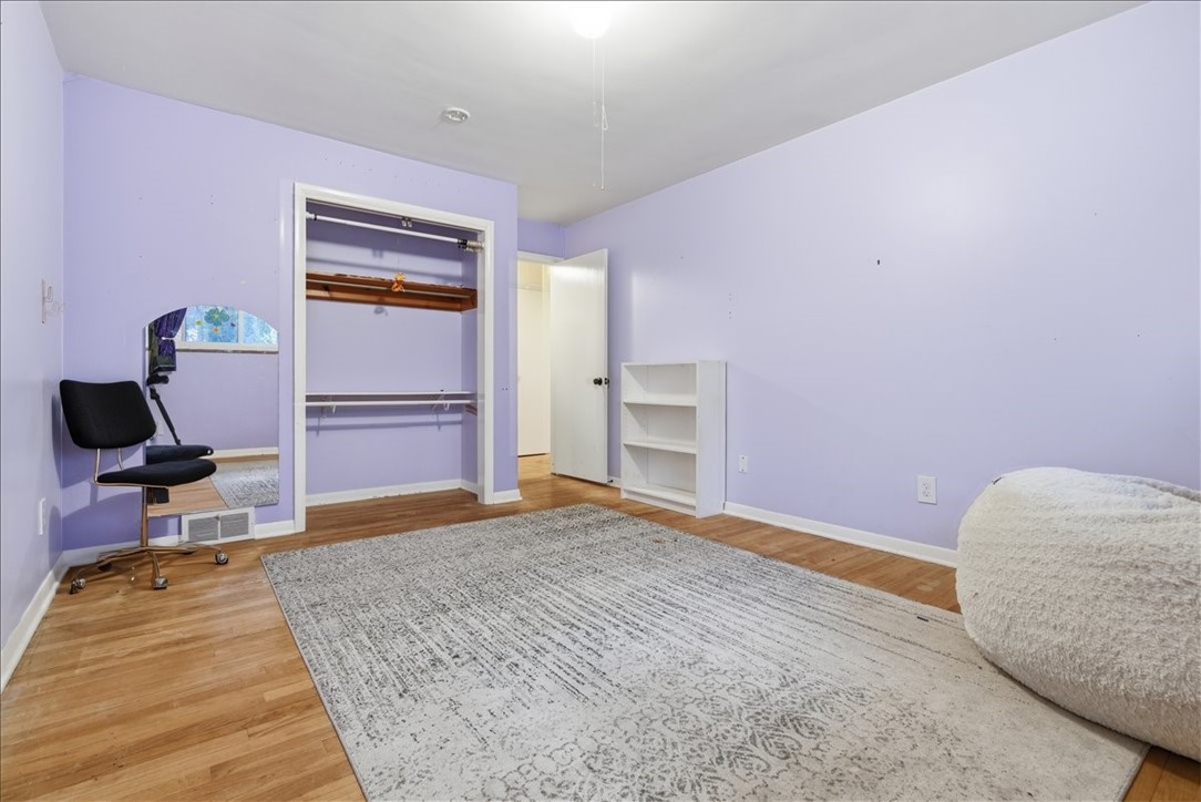 Upper St Clair, Pennsylvania 15241, United States, 3 Bedrooms Bedrooms, ,3 BathroomsBathrooms,Residential,Active,245005