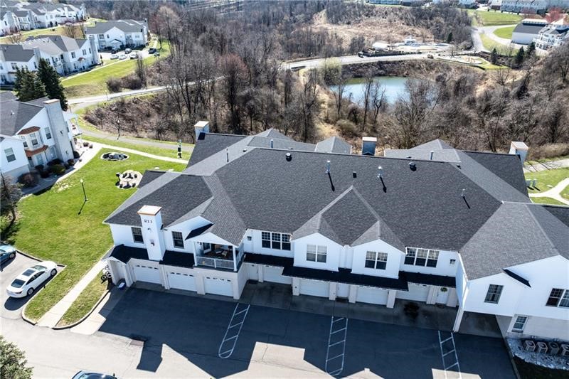 211 Adams Pointe Blvd Unit #10