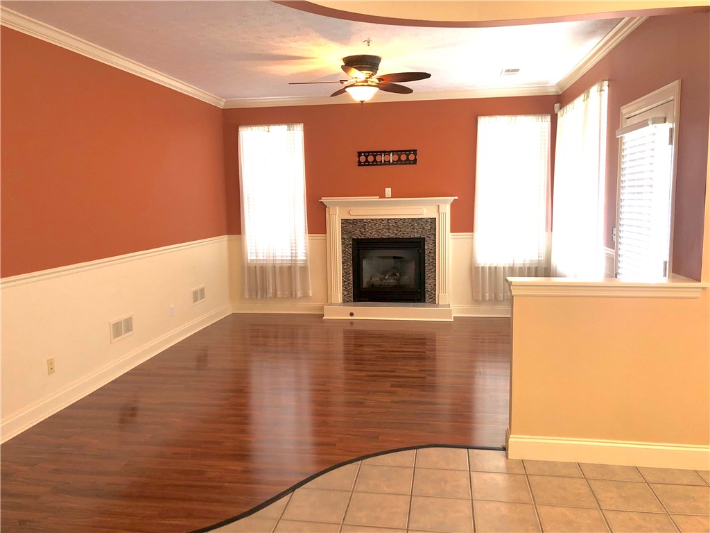 211 Adams Pointe Blvd Unit #10