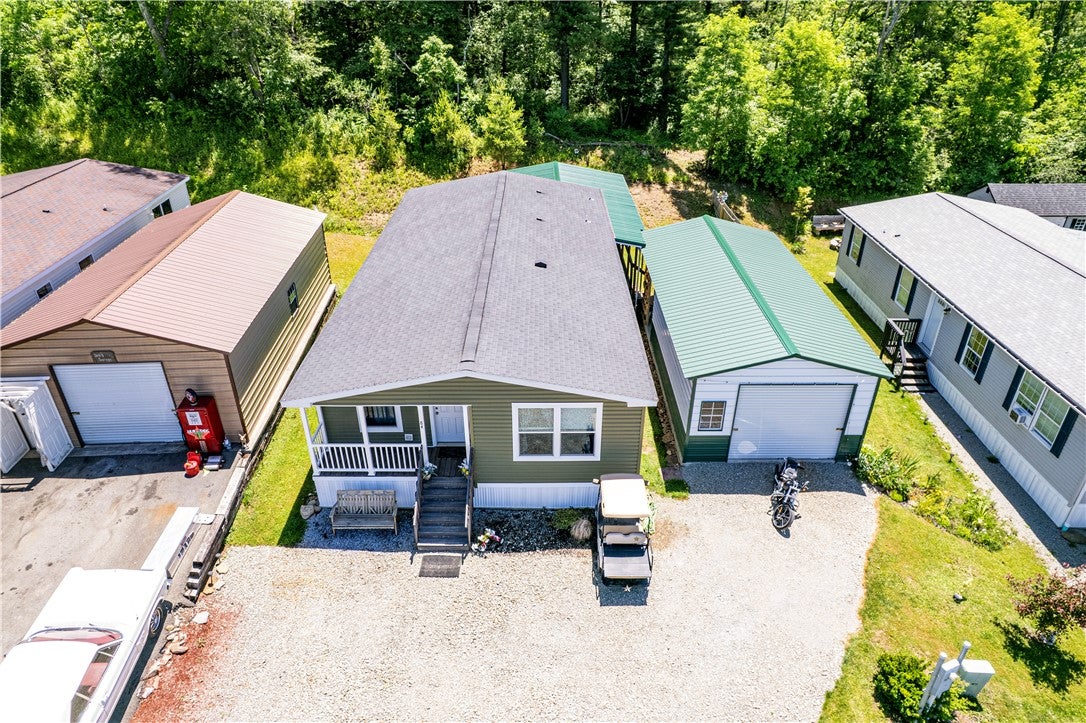 84 High View Dr