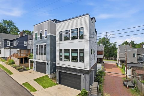 Photo of 724 52nd St, Pittsburgh, PA 15201 (MLS # 1761663)
