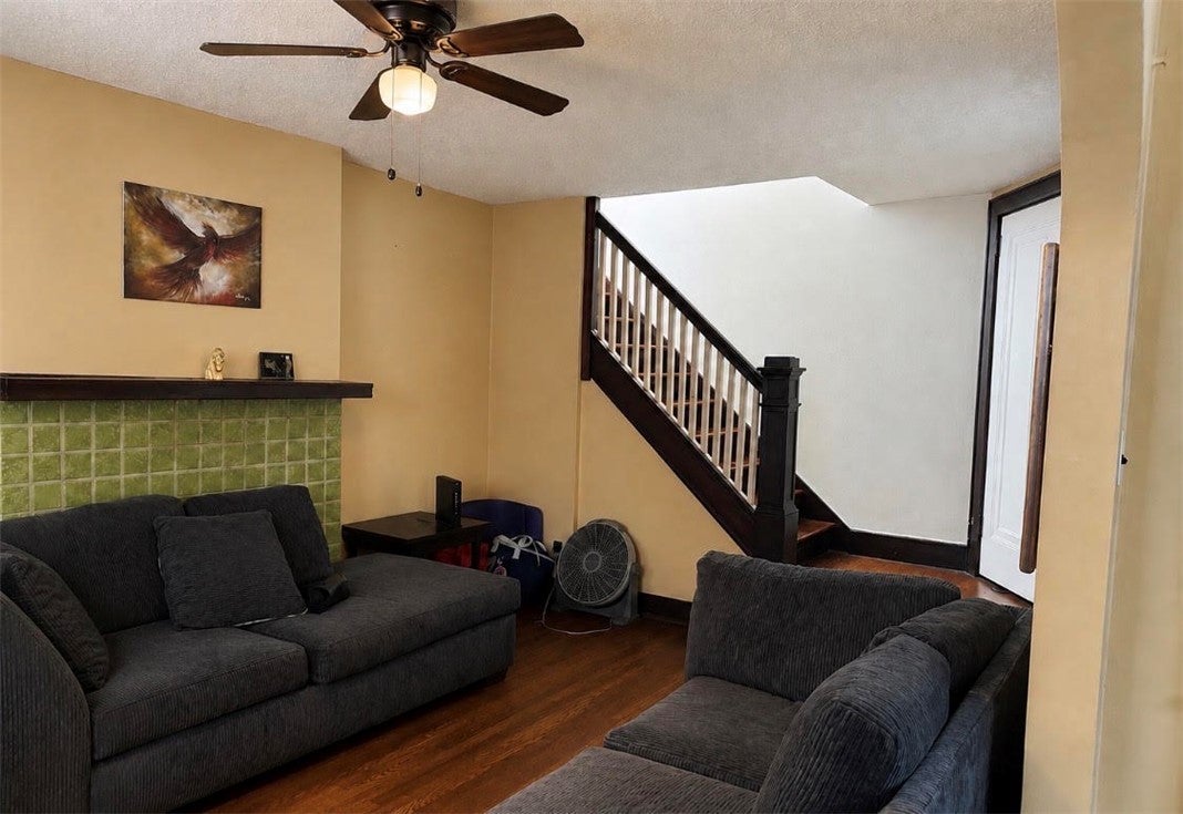 1348 Woodlawn Ave