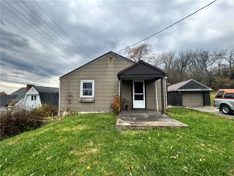 1347 High Rd Clairton PA 15025