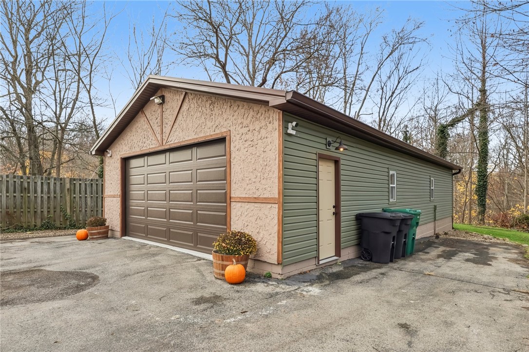 637 State Route 208, Pulaski Twp - LAW, Pennsylvania image 6