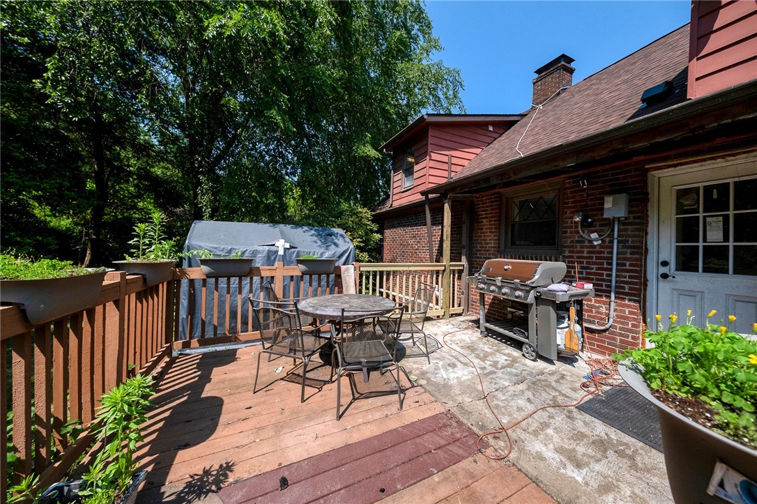 Rochester Twp, Pennsylvania 15074, United States, 4 Bedrooms Bedrooms, ,3 BathroomsBathrooms,Residential,Contingent,149639