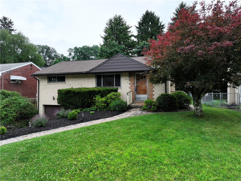 5229 Colewood Dr