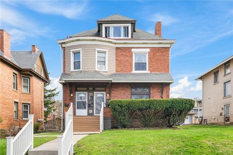 Photo of 52 Bradford Ave, Pittsburgh, PA 15205 (MLS # 1746499)