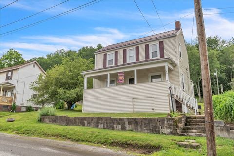 Photo of 104 Highland Ave, Avella, PA 15312 (MLS # 1724816)