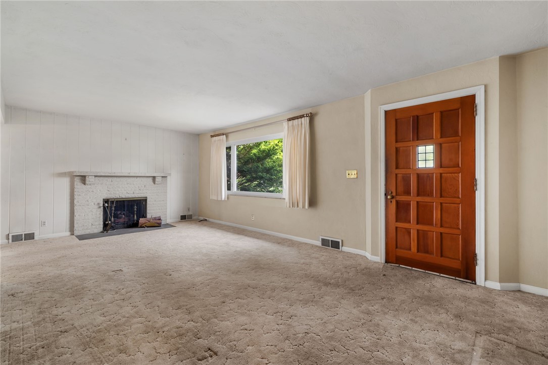 409 Sylvania Dr