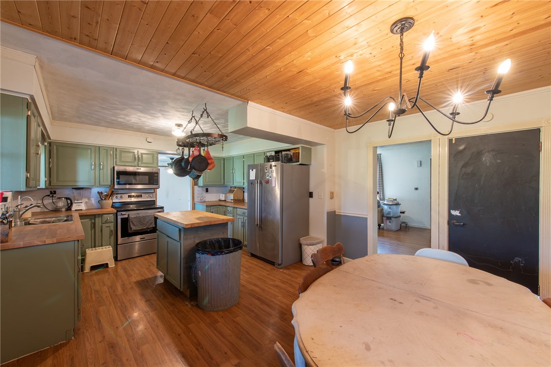 Boggs Twp, Pennsylvania 16259, United States, 4 Bedrooms Bedrooms, ,3 BathroomsBathrooms,Residential,Active,237694