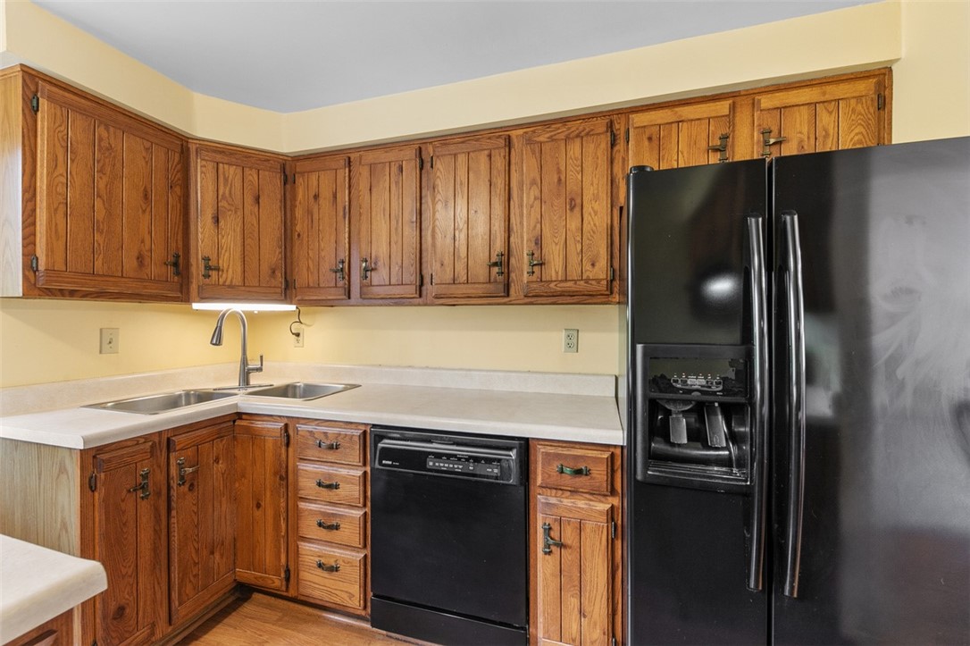 Murrysville, Pennsylvania 15626, United States, 3 Bedrooms Bedrooms, ,2 BathroomsBathrooms,Residential,Active,242046