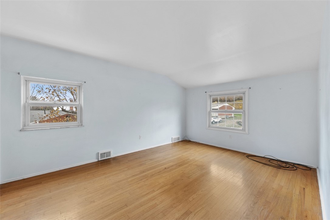 Murrysville, Pennsylvania 15626, United States, 3 Bedrooms Bedrooms, ,2 BathroomsBathrooms,Residential,Active,242046