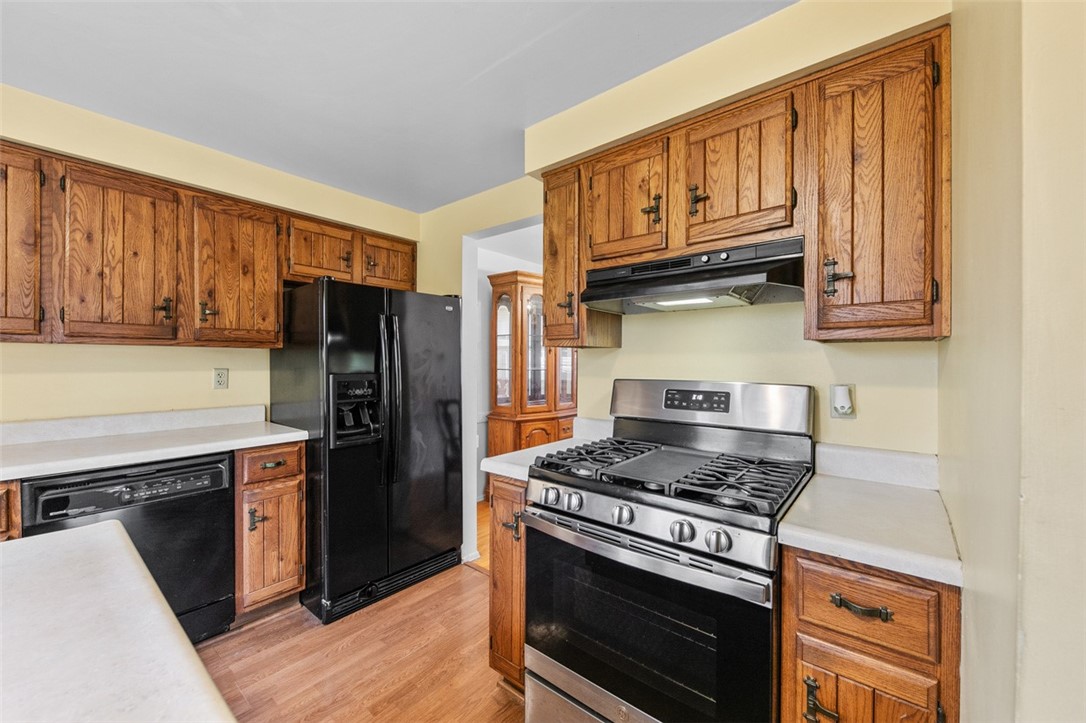 Murrysville, Pennsylvania 15626, United States, 3 Bedrooms Bedrooms, ,2 BathroomsBathrooms,Residential,Active,242046