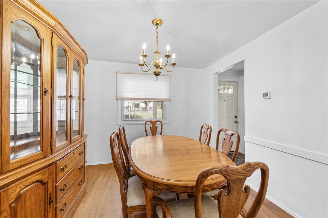 Murrysville, Pennsylvania 15626, United States, 3 Bedrooms Bedrooms, ,2 BathroomsBathrooms,Residential,Active,242046