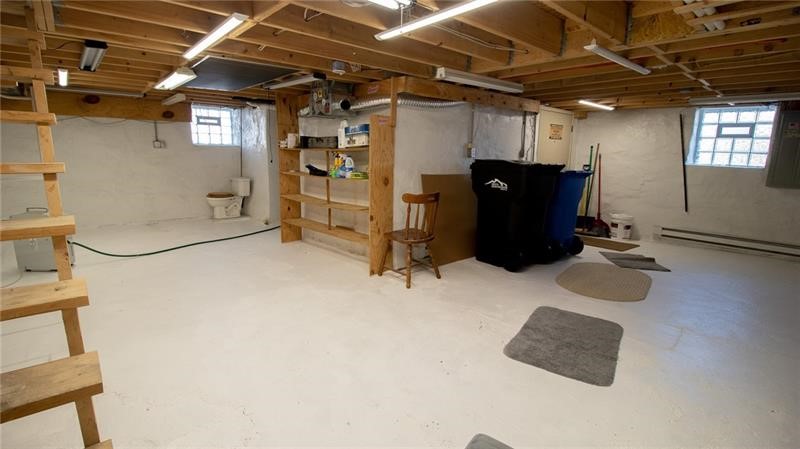 North Huntingdon, Pennsylvania 15642, United States, 3 Bedrooms Bedrooms, ,2 BathroomsBathrooms,Residential,Active,163456