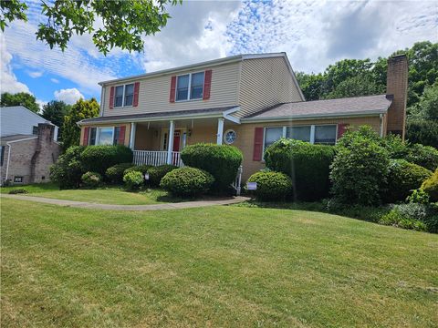 Homes For Sale - 2410 Willow Dr Dr<br/> Murrysville, PA 15632